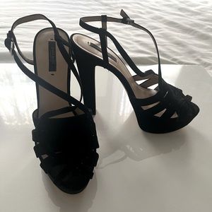 Zara Platform 4” heels worn twice